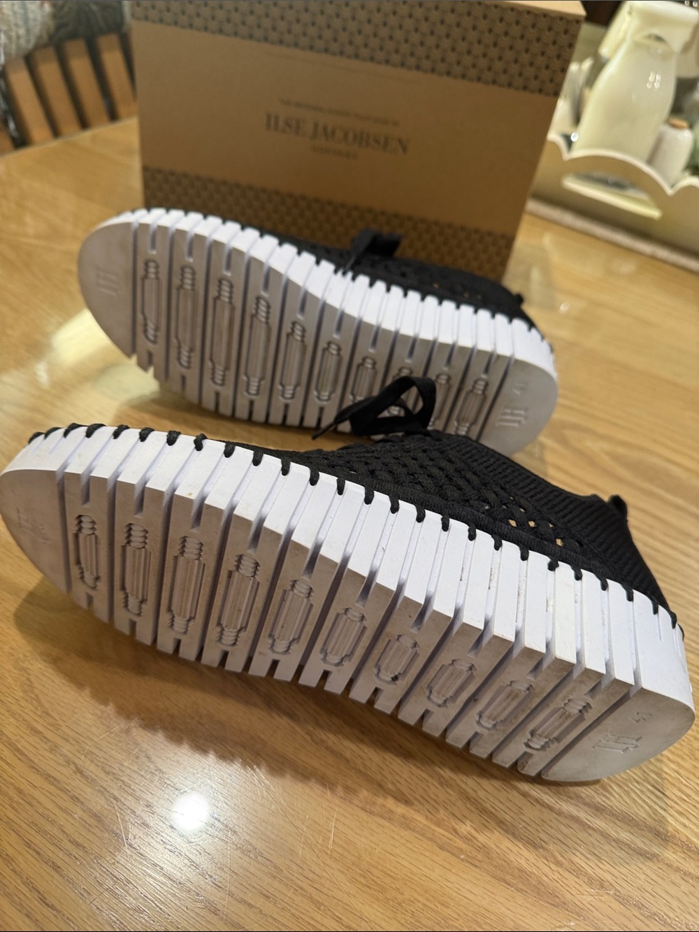 Ilse Jacobsen - tulip - Black Knit Platform Sneakers with White Sole - Picture 3 of 3